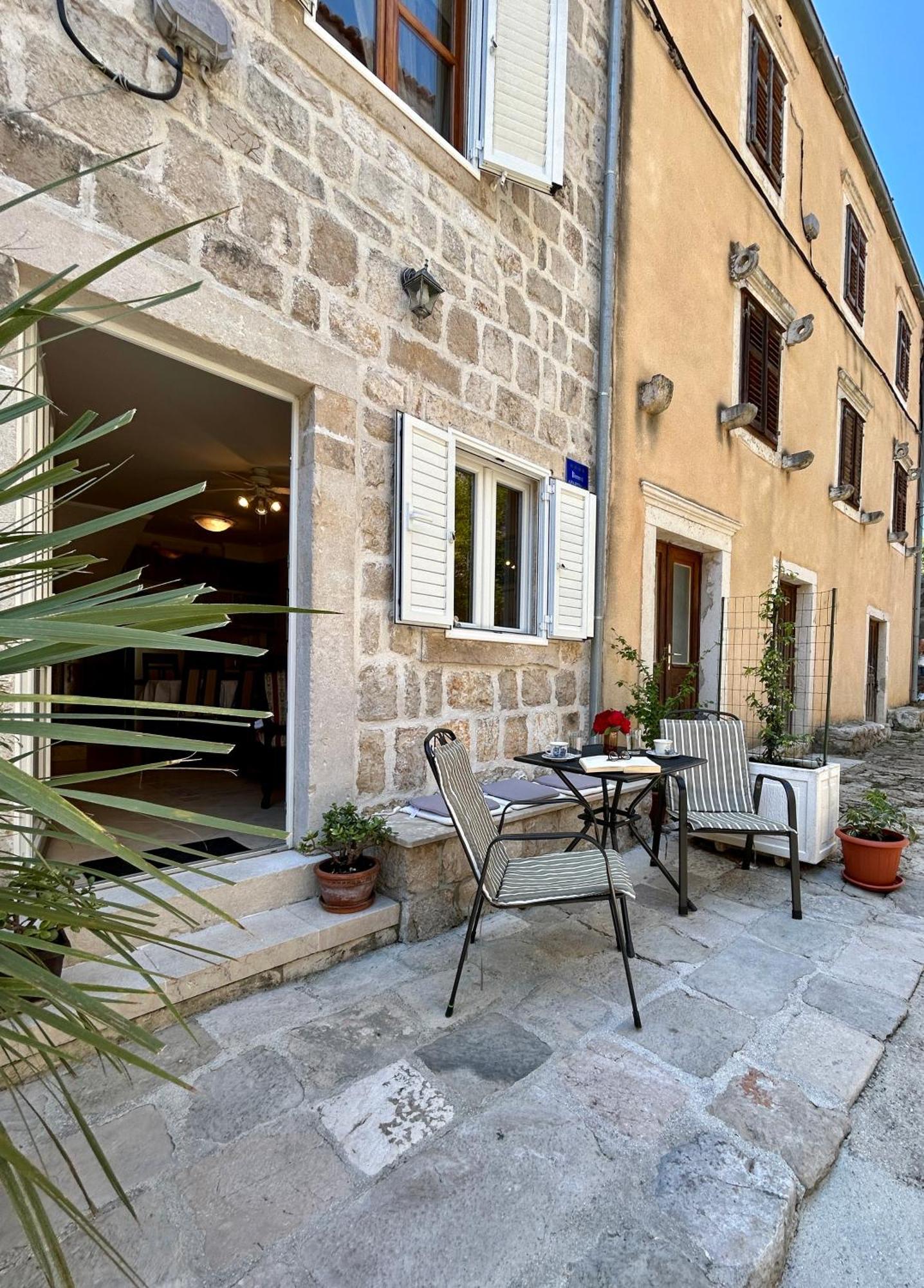 Apartment Stara Kuca