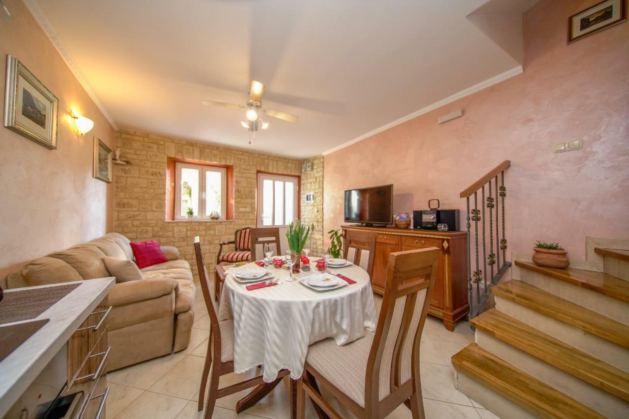 Stara Kuca Apartment *